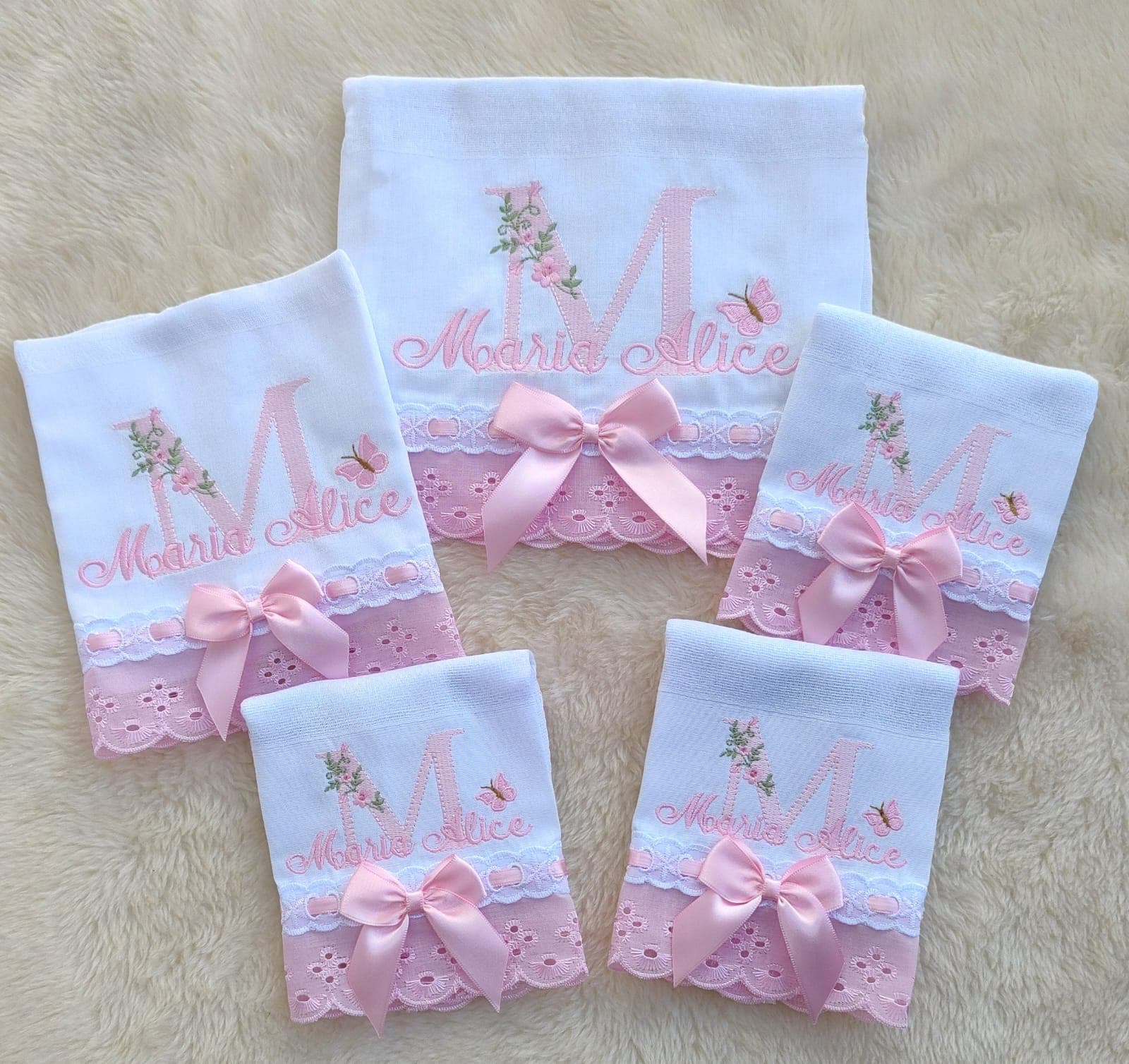 Monograma Rosa · Kit Prático